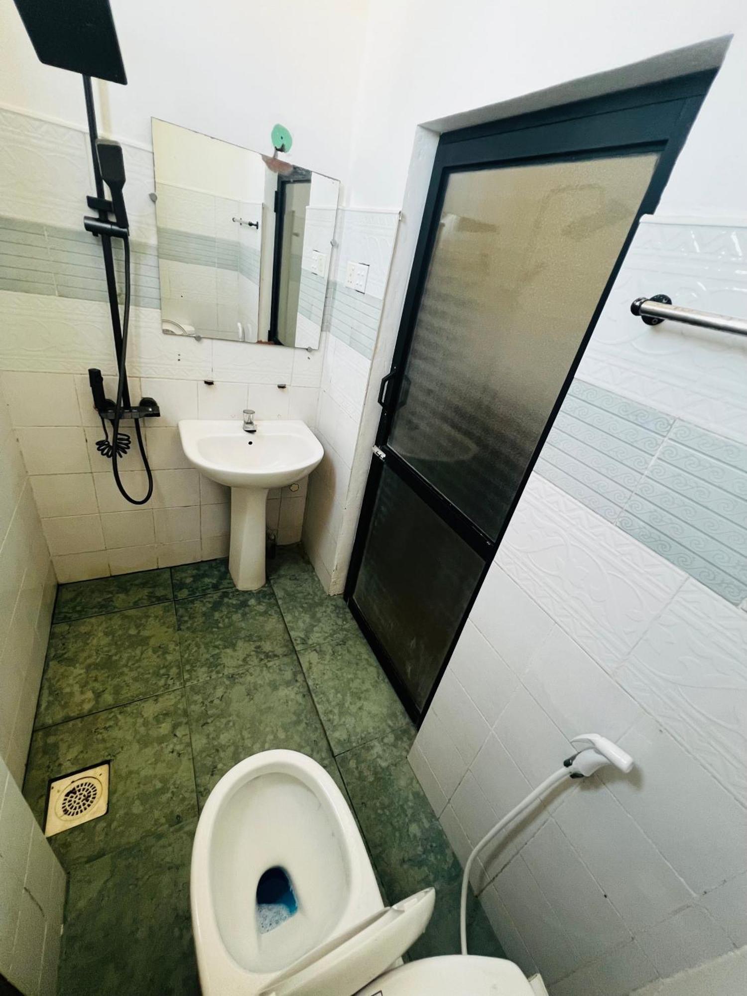 Ramlyn Guesthouse & Restaurant Νεγκόμπο Εξωτερικό φωτογραφία